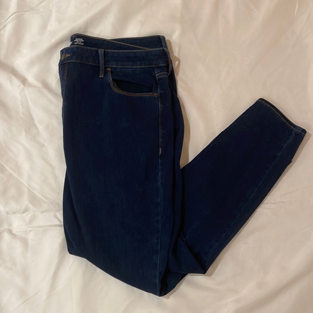 NWOT Women’s Old Navy Rockstar Super Skinny High Rise Jeans - Size 18